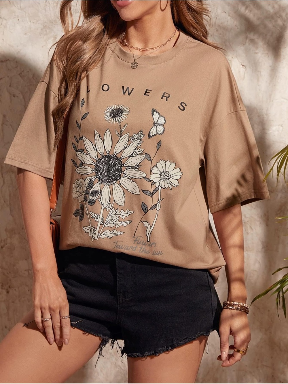 SHEIN Women’s Tan Floral Graphic Tee